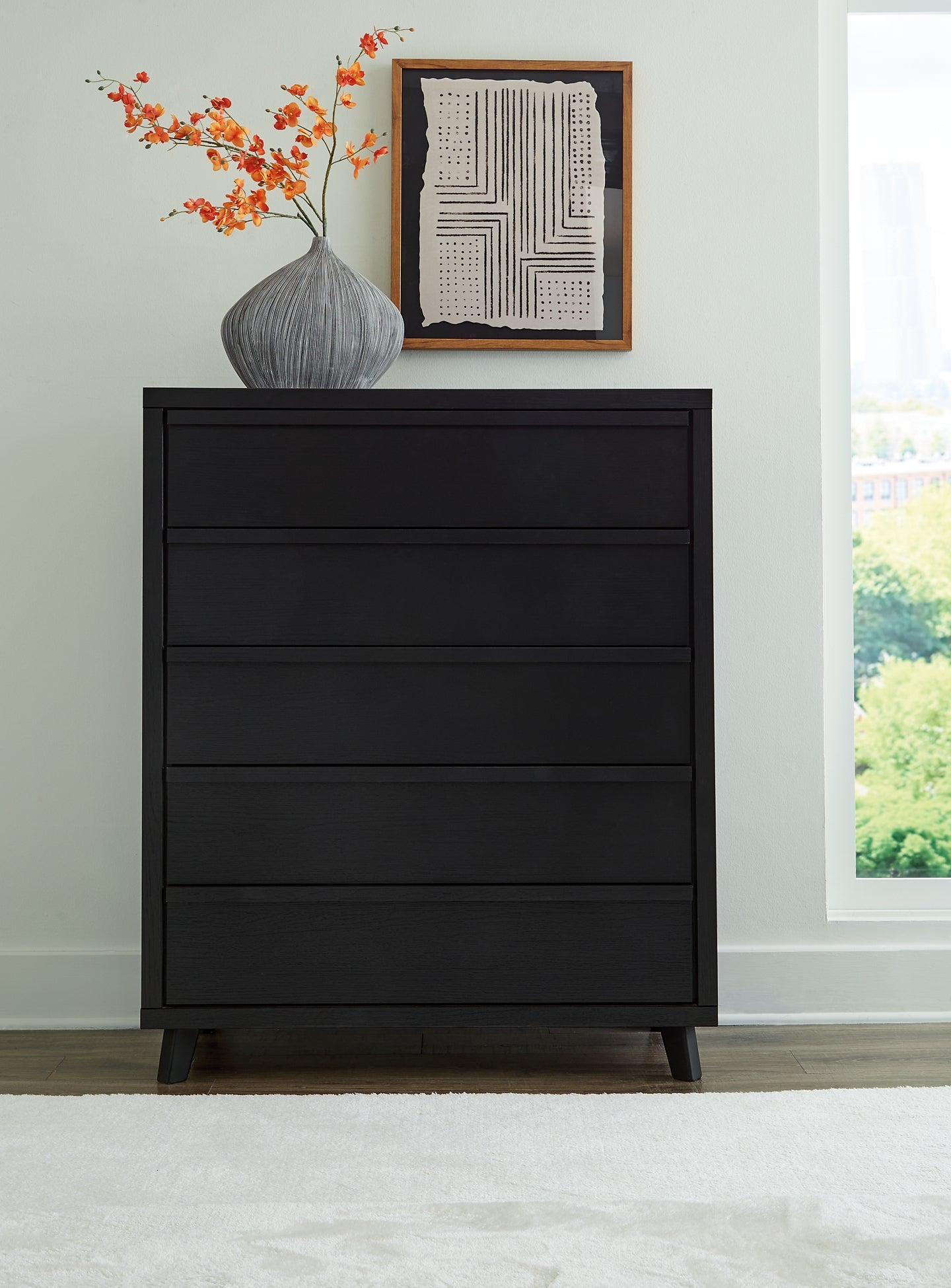 Danziar Five Drawer Wide Chest at Towne & Country Furniture (AL) furniture, home furniture, home decor, sofa, bedding