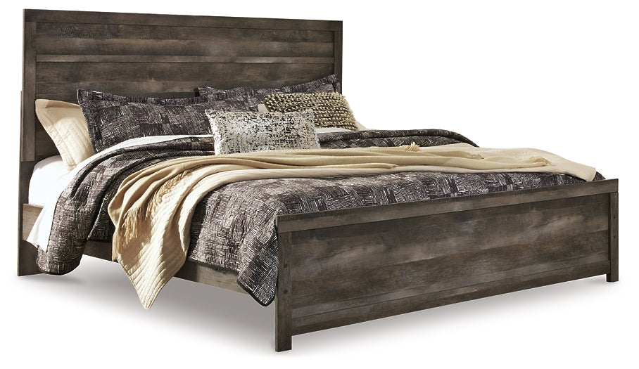 Wynnlow King Panel Bed with Mirrored Dresser and 2 Nightstands at Towne & Country Furniture (AL) furniture, home furniture, home decor, sofa, bedding